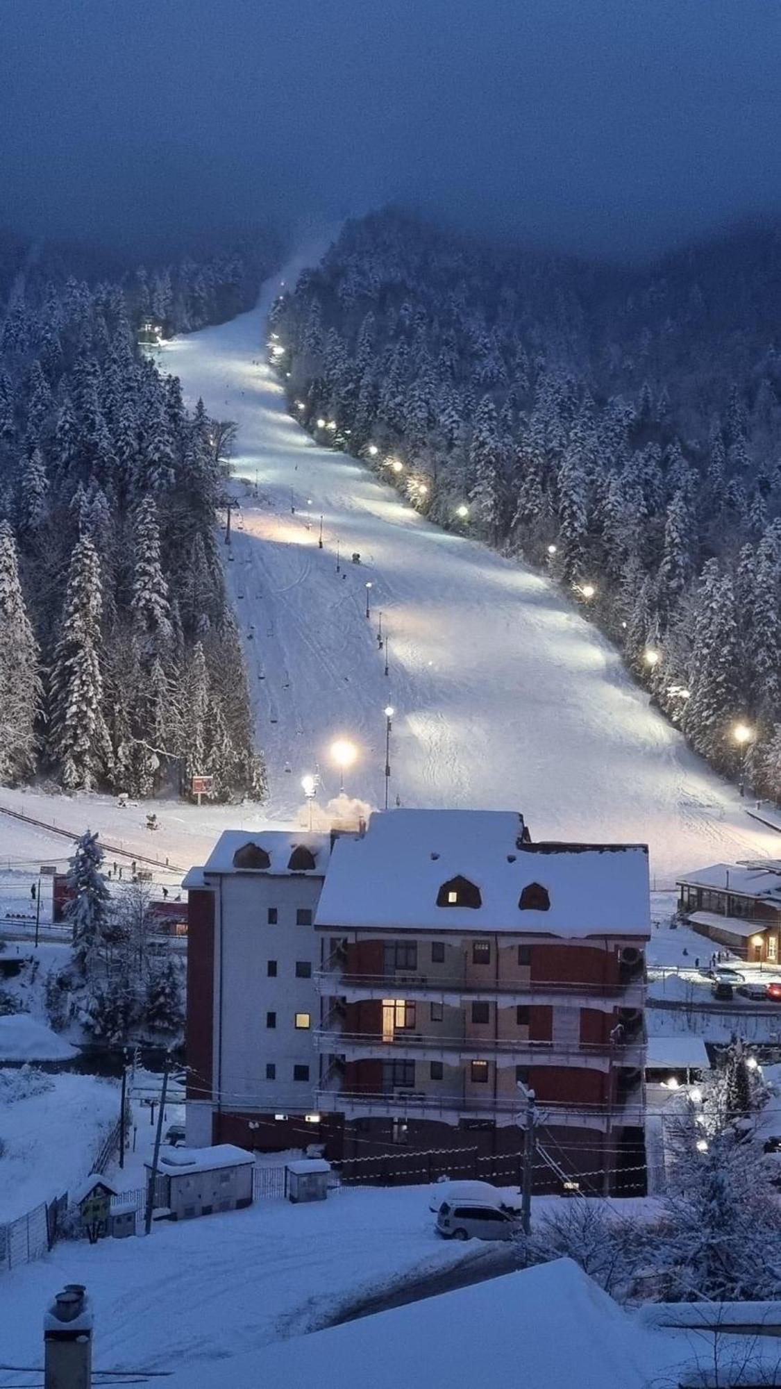 Azuga Ski & Bike Resort Esterno foto